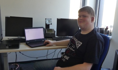 Moritz Bösel als Praktikant in der Systemintegration